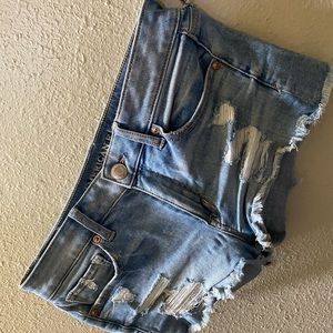 American Eagle light wash cut off denim shorts